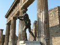 Statue in Pompeji