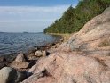 Diese Felsen fhren bis hinab an die Ostsee 
 
Dieses Motiv befindet sich seit dem 02. Oktober 2006 in der Kategorie Grinda (Schweden).