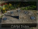 Carpe Diem - Nutze den Tag 
 Motiv: Sonnenuhr im Treptower Park, Berlin