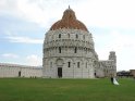 Was gibt es schöneres als seine Hochzeitsfotos am SChiefen Turm von Pisa zu machen?