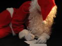 Weihnachtsmann schreibt einen Brief