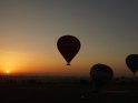 Sonnenaufgang mit Heißluftballons