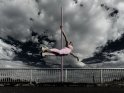 Dieses Motiv gibt es auf CoolPhotos.de seit dem 28. Oktober 2023. Sie finden es in der Kategorie Poledance-Fotos.